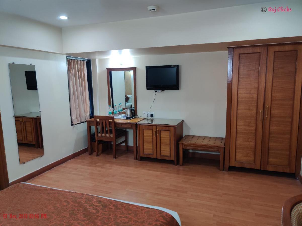 Hotel Abigail Regency Shirdi Zewnętrze zdjęcie