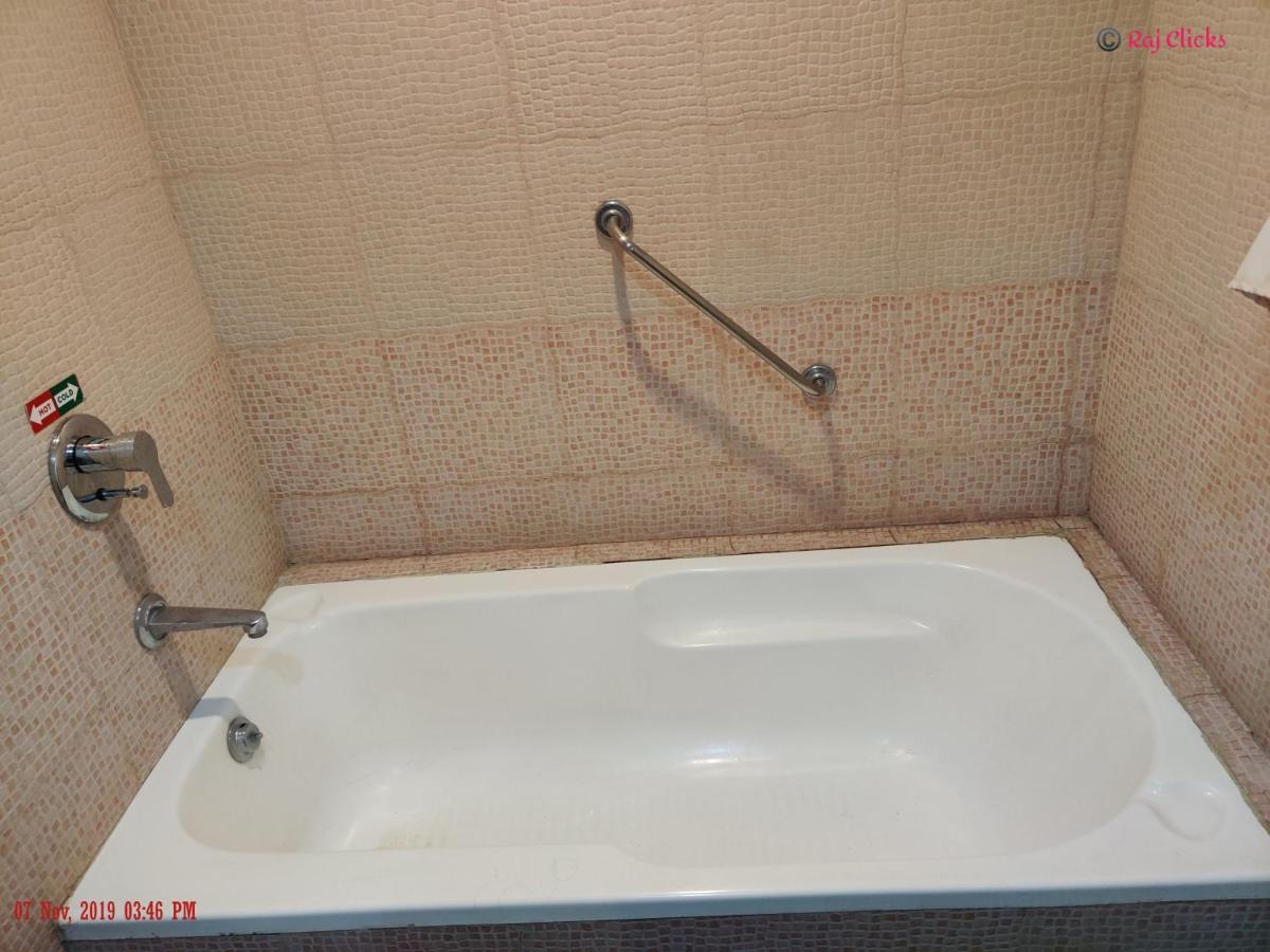 Hotel Abigail Regency Shirdi Zewnętrze zdjęcie