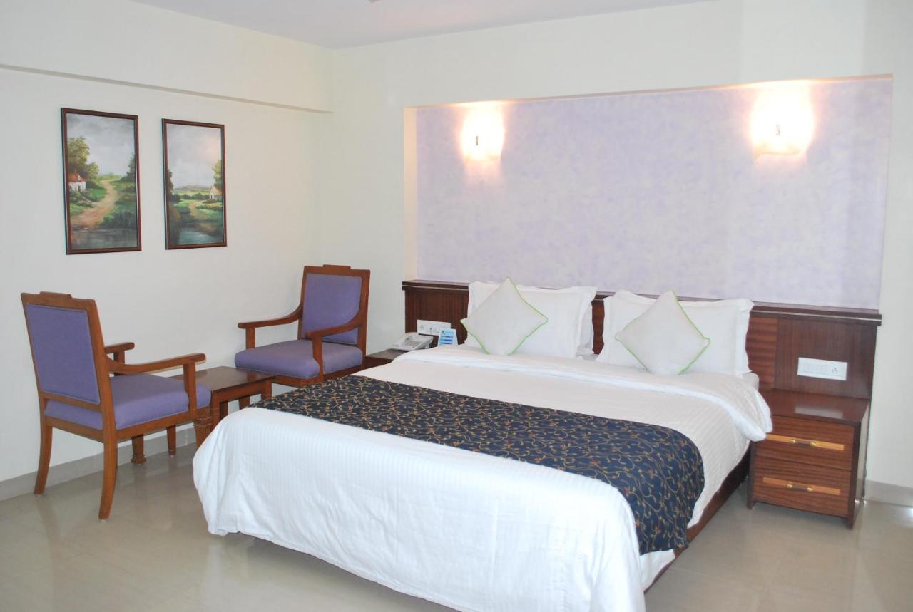 Hotel Abigail Regency Shirdi Zewnętrze zdjęcie