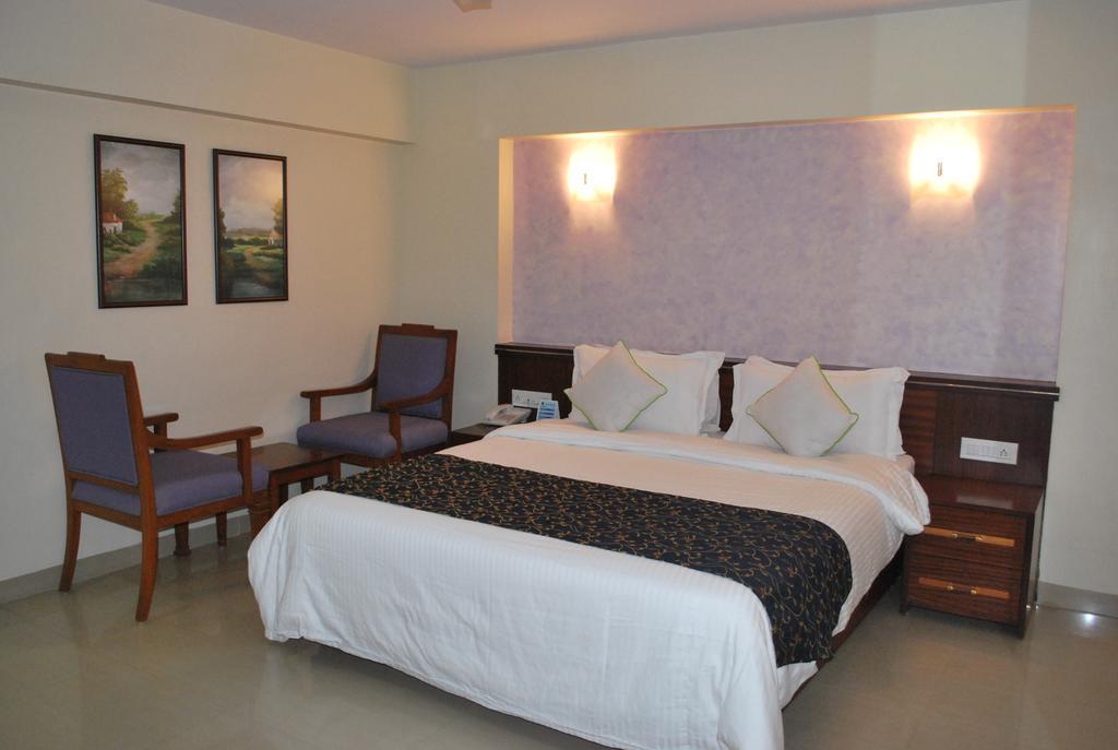 Hotel Abigail Regency Shirdi Zewnętrze zdjęcie
