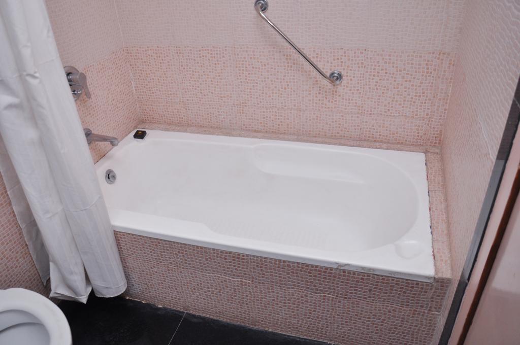 Hotel Abigail Regency Shirdi Zewnętrze zdjęcie