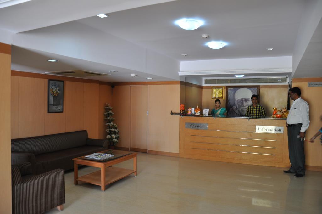 Hotel Abigail Regency Shirdi Zewnętrze zdjęcie